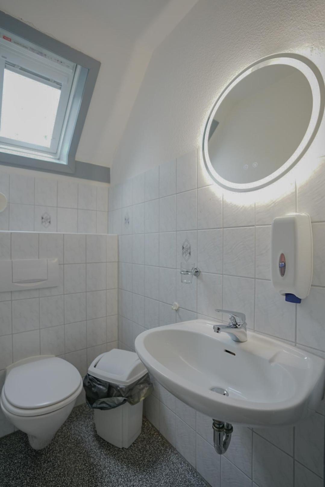 Ferienhaus "Baeren Ecke" Am See Im Bergland Kirchheim  Exterior foto